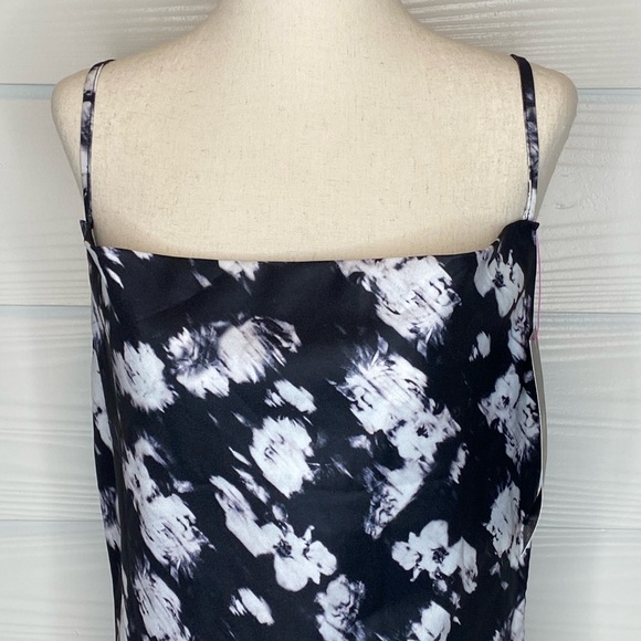 NWT Bebe printed cowl neck sleeveless mini dress, sz 6 - Picture 2 of 10